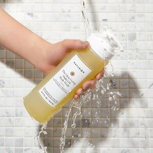 Naturium The Glow Getter Multi-Oil Body Wash - Cream